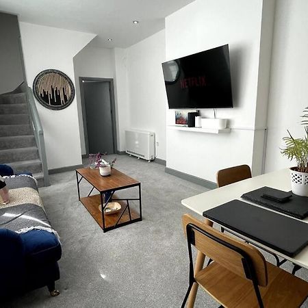 Luxury 2 Bed Duplex Apartment By Yo Room! - Leicester City- Free Parking Eksteriør billede